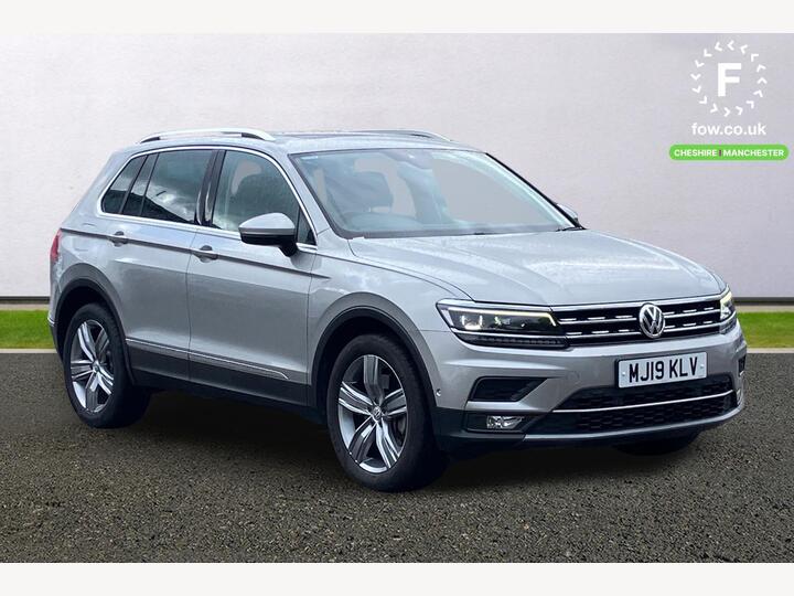 Volkswagen Tiguan 2.0 TSI SEL DSG 4Motion Euro 6 (s/s) 5dr Volkswagen Tiguan 2.0 TSI SEL DSG 4Motion Euro 6 (s/s) 5dr