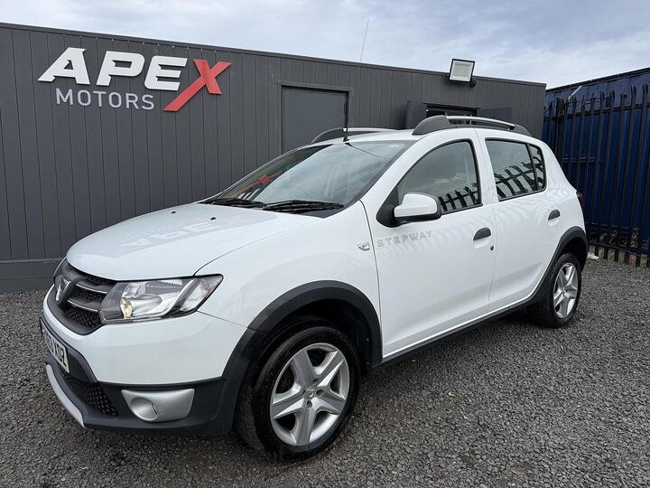 Dacia Sandero Stepway 0.9 TCe Laureate Euro 5 5dr