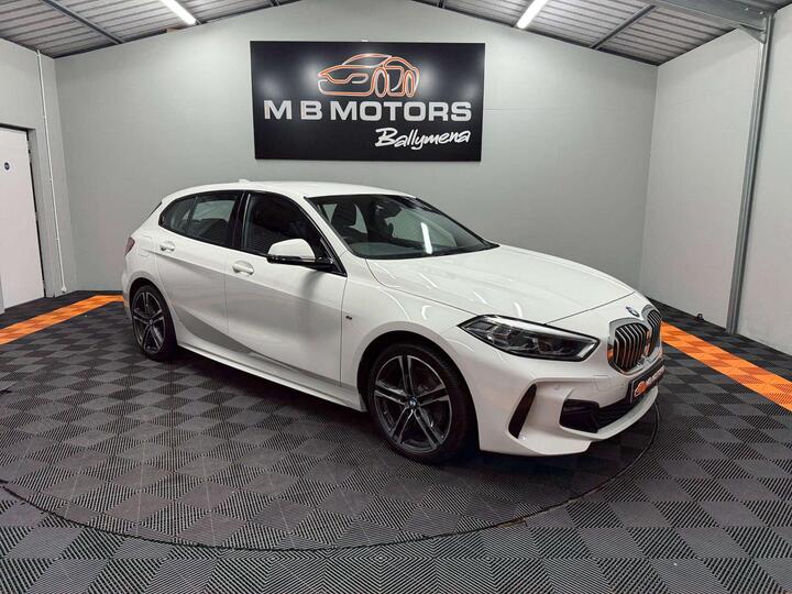 BMW 1 SERIES 1.5 118i M Sport (LCP) Euro 6 (s/s) 5dr