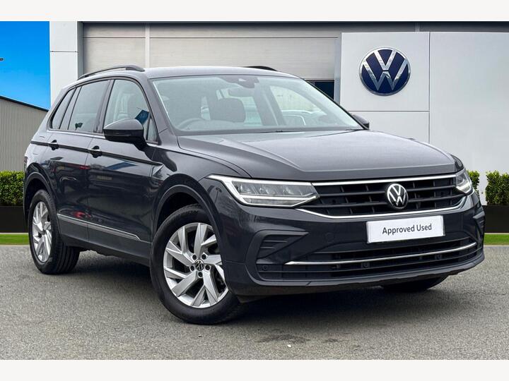 Volkswagen Tiguan 1.5 TSI Life DSG Euro 6 (s/s) 5dr