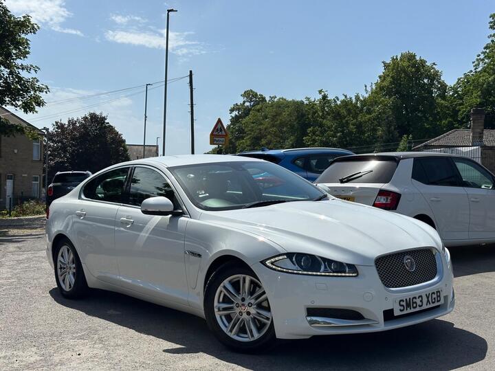 Jaguar XF 2.2d Luxury Auto Euro 5 (s/s) 4dr