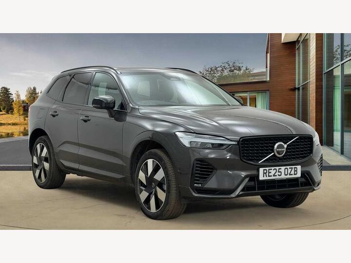 Volvo XC60 2.0h T8 18.8kWh Ultra Dark Auto AWD Euro 6 (s/s) 5dr