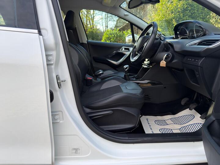 Peugeot 2008 1.2 PureTech Allure Euro 6 (s/s) 5dr