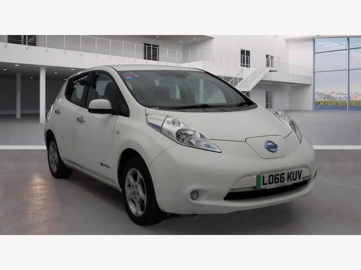 Nissan Leaf 30kWh Acenta Auto 5dr