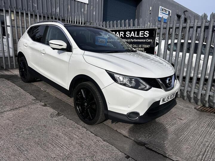 Nissan Qashqai 1.5 DCi Tekna 2WD Euro 5 (s/s) 5dr