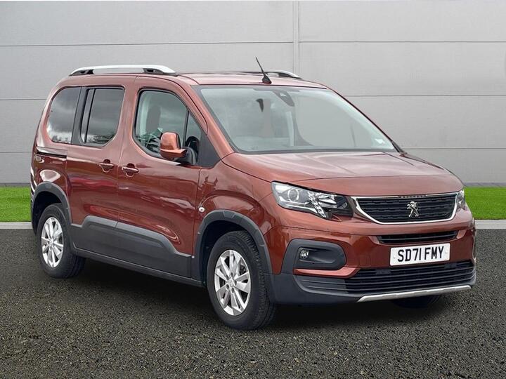 Peugeot Rifter 1.2 PureTech Active Long MPV Euro 6 (s/s) 5dr Peugeot Rifter 1.2 PureTech Active Long MPV Euro 6 (s/s) 5dr