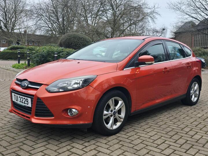 Ford Focus 1.6 Zetec Euro 5 5dr