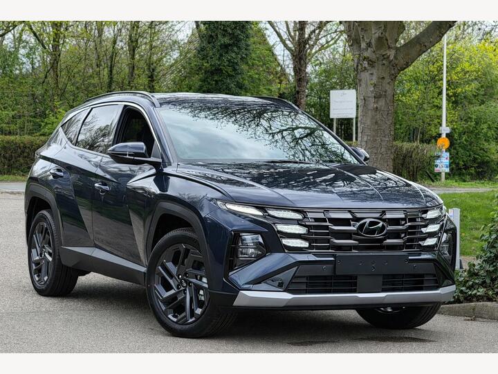Hyundai Tucson 1.6T Hybrid Black Line Auto Euro 6 (s/s) 5dr