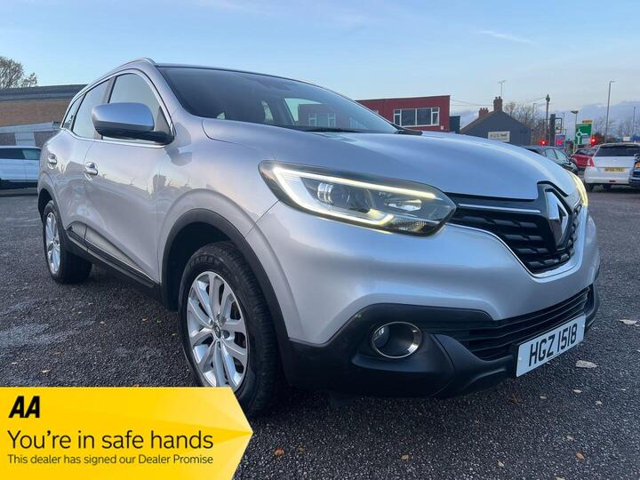 Renault Kadjar 1.2 TCe Dynamique Nav Euro 6 (s/s) 5dr Renault Kadjar 1.2 TCe Dynamique Nav Euro 6 (s/s) 5dr