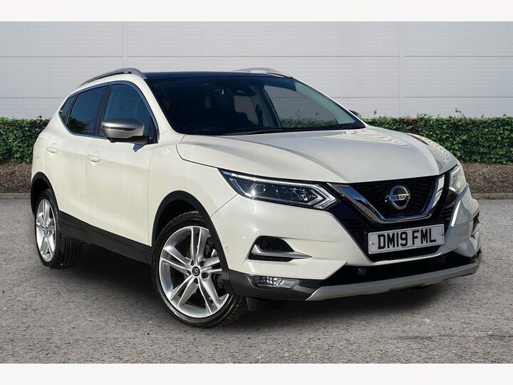 Nissan Qashqai 1.3 DIG-T N-Motion Euro 6 (s/s) 5dr