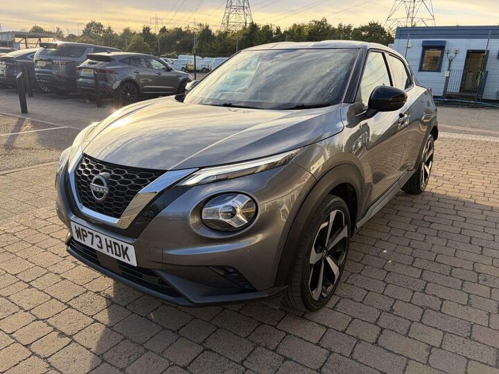 Nissan JUKE 1.0 DIG-T Tekna Euro 6 (s/s) 5dr