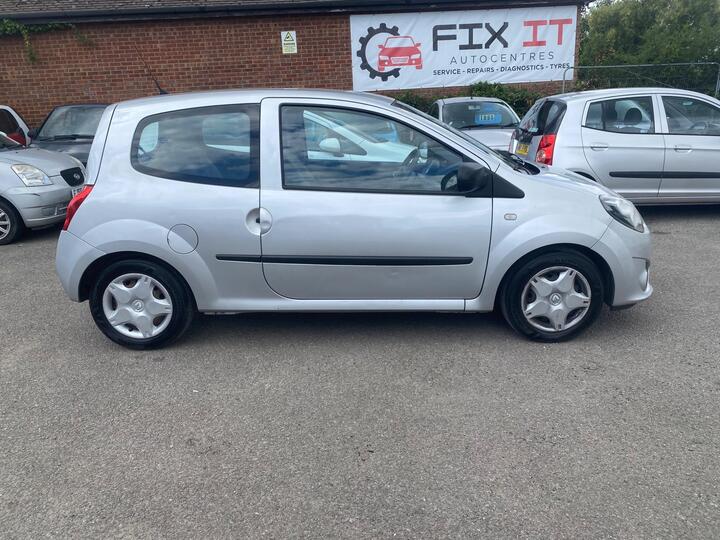 Renault Twingo 1.2 16V Expression Euro 5 3dr Renault Twingo 1.2 16V Expression Euro 5 3dr