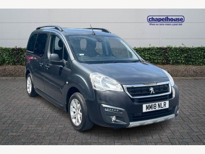 Peugeot Partner Tepee 1.2 PureTech Outdoor Euro 6 (s/s) 5dr Peugeot Partner Tepee 1.2 PureTech Outdoor Euro 6 (s/s) 5dr