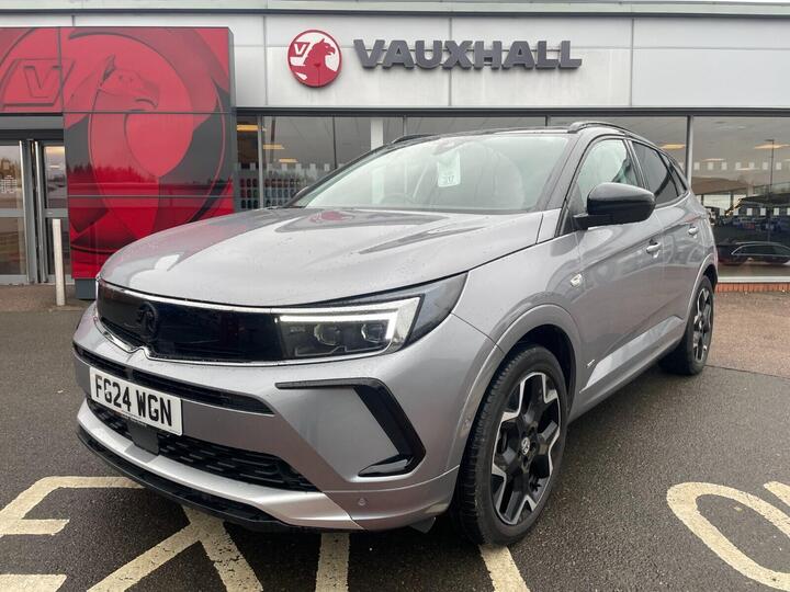 Vauxhall Grandland 1.6 14.2kWh Ultimate Auto Euro 6 (s/s) 5dr