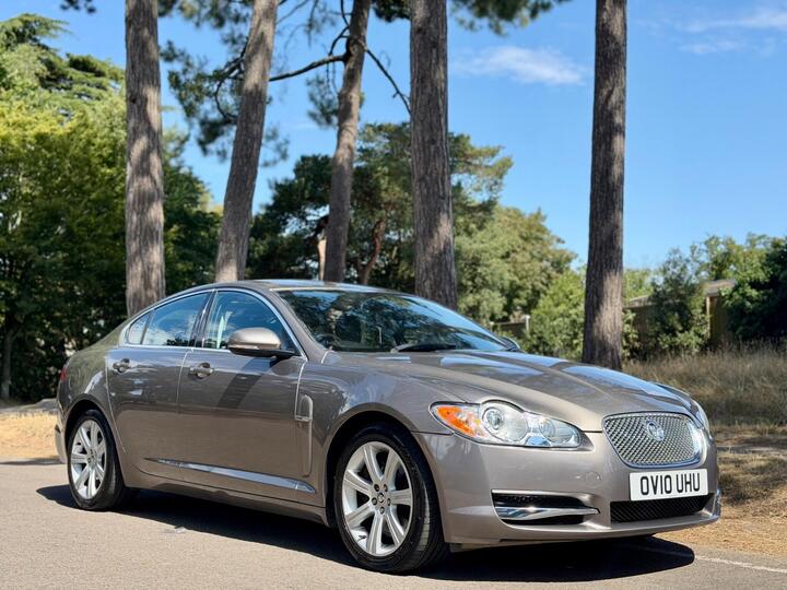 Jaguar XF 3.0d V6 Luxury Auto Euro 5 4dr