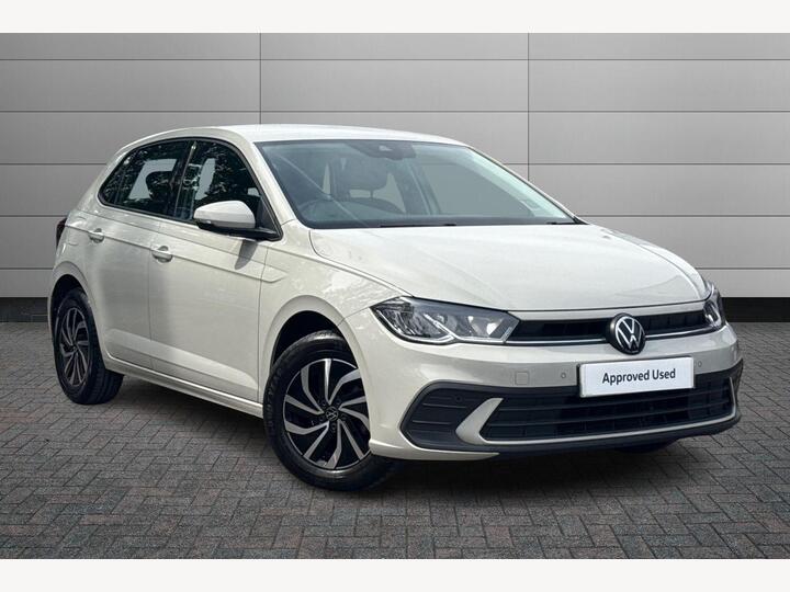 Volkswagen Polo 1.0 TSI Life Euro 6 (s/s) 5dr Volkswagen Polo 1.0 TSI Life Euro 6 (s/s) 5dr