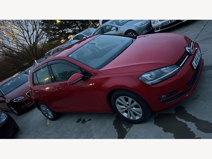 Volkswagen Golf 1.2 TSI BlueMotion Tech S DSG Euro 5 (s/s) 5dr