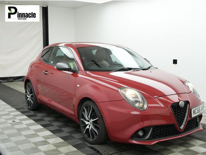 Alfa Romeo MiTo 875 TB TwinAir Super Euro 6 (s/s) 3dr Alfa Romeo MiTo 875 TB TwinAir Super Euro 6 (s/s) 3dr