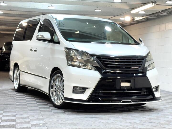 Toyota Vellfire 2.4Z Platinum Selection AUTO 7 Seat ULEZ