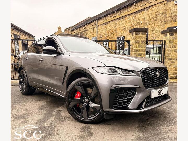 Jaguar F-PACE 5.0 P550 V8 SVR Quickshift AWD Euro 6 (s/s) 5dr Jaguar F-PACE 5.0 P550 V8 SVR Quickshift AWD Euro 6 (s/s) 5dr