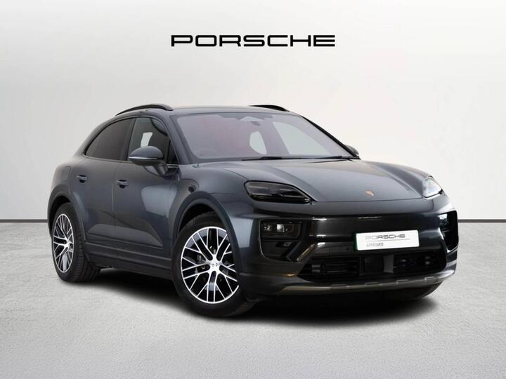 Porsche Macan 100kWh Auto 5dr (11kW Charger)
