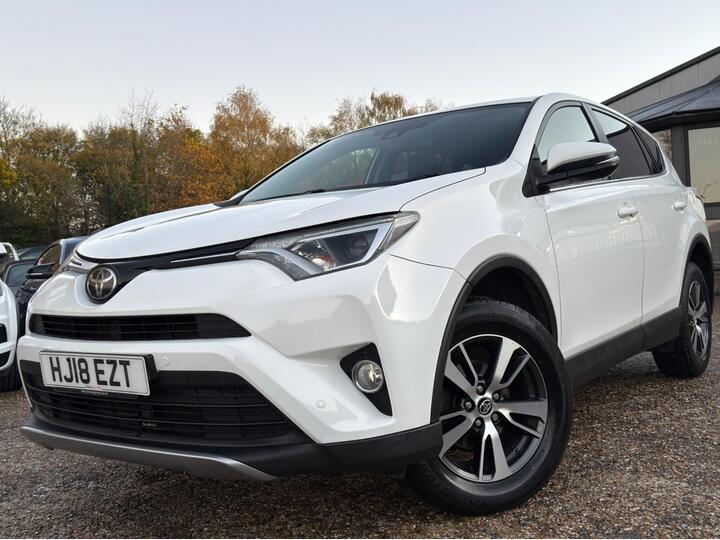 Toyota RAV4 2.0 D-4D Business Edition Euro 6 (s/s) 5dr (Safety Sense, Nav) Toyota RAV4 2.0 D-4D Business Edition Euro 6 (s/s) 5dr (Safety Sense, Nav)