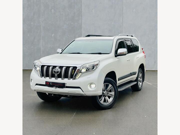 Toyota Land Cruiser 3.0 D-4D Invincible Auto 4WD Euro 5 5dr (7 Seats) Toyota Land Cruiser 3.0 D-4D Invincible Auto 4WD Euro 5 5dr (7 Seats)