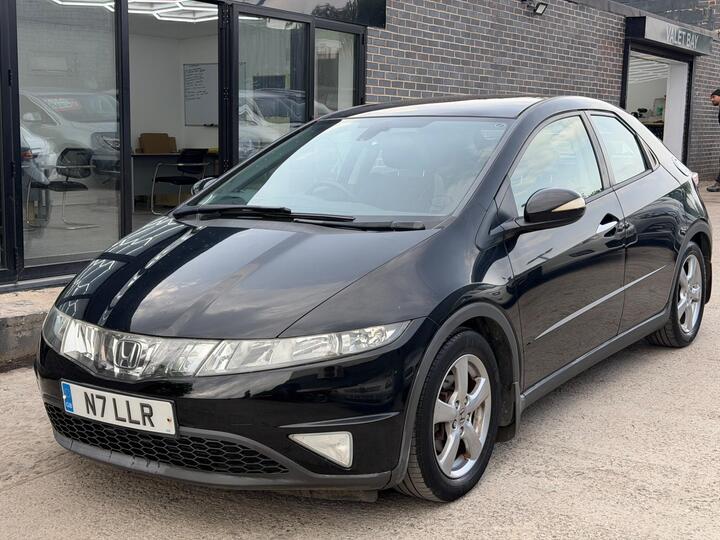 Honda Civic 1.8 I-VTEC ES 5dr