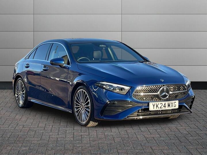 Mercedes-Benz A Class 1.3 A200h MHEV AMG Line (Premium Plus) 7G-DCT Euro 6 (s/s) 4dr
