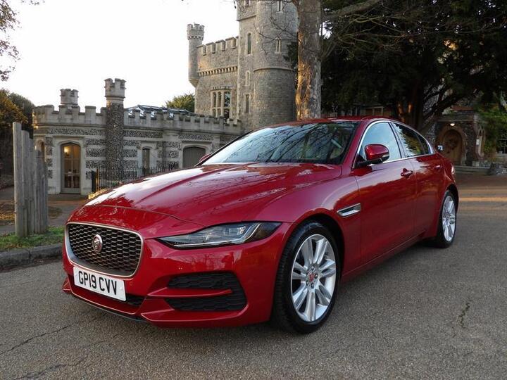 Jaguar XE 2.0 P250i SE Auto Euro 6 (s/s) 4dr