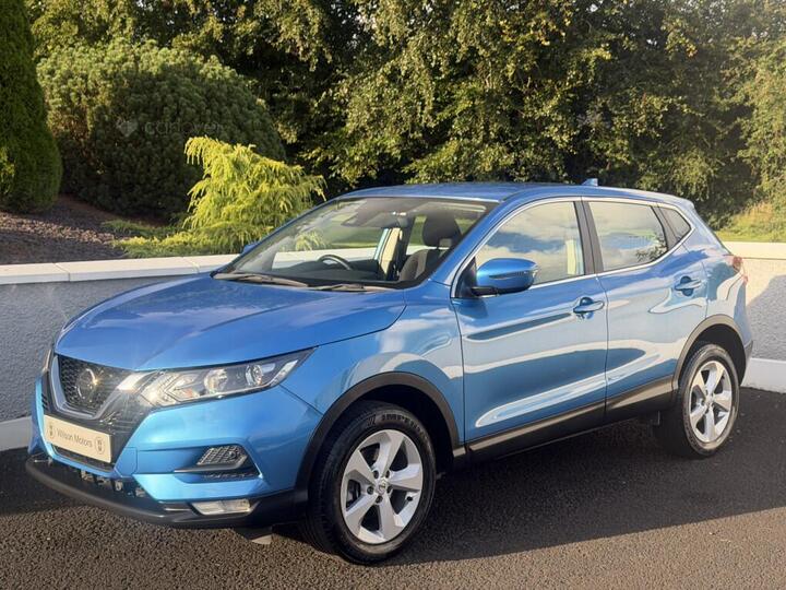 Nissan Qashqai 1.3 DIG-T Acenta Premium Euro 6 (s/s) 5dr