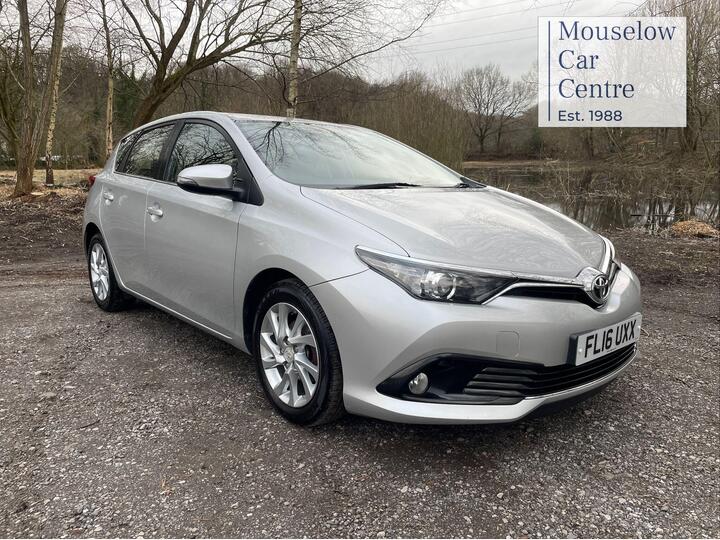 Toyota Auris 1.6 D-4D Business Edition Euro 6 (s/s) 5dr