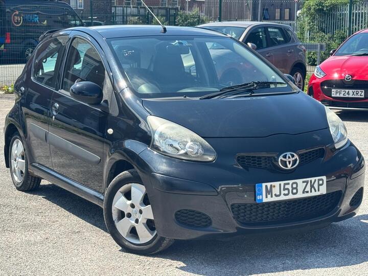 Toyota AYGO 1.0 VVT-i Black Euro 4 5dr (AC)
