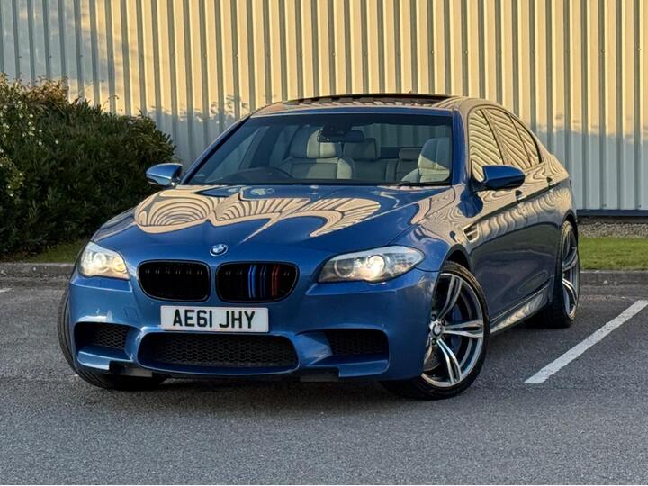 BMW M5 4.4 V8 DCT Euro 5 (s/s) 4dr