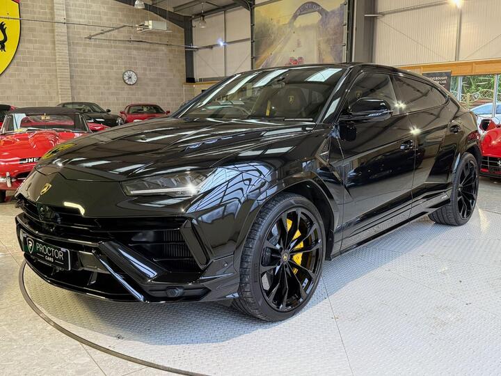 Lamborghini Urus 4.0 V8 BiTurbo S Auto 4WD Euro 6 5dr Lamborghini Urus 4.0 V8 BiTurbo S Auto 4WD Euro 6 5dr