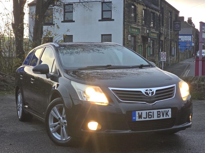 Toyota Avensis 2.0 D-4D T4 Tourer Euro 5 5dr Toyota Avensis 2.0 D-4D T4 Tourer Euro 5 5dr