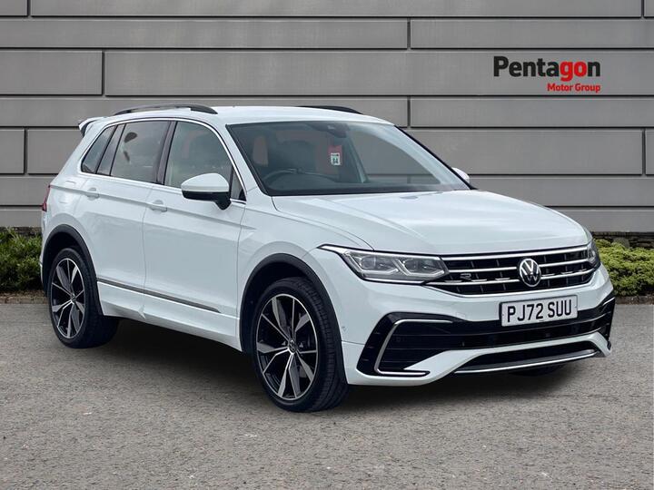 Volkswagen Tiguan 1.4 TSI 13kWh R-Line DSG Euro 6 (s/s) 5dr Volkswagen Tiguan 1.4 TSI 13kWh R-Line DSG Euro 6 (s/s) 5dr