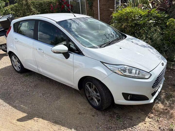 Ford FIESTA 1.5 TDCi Zetec Euro 6 5dr