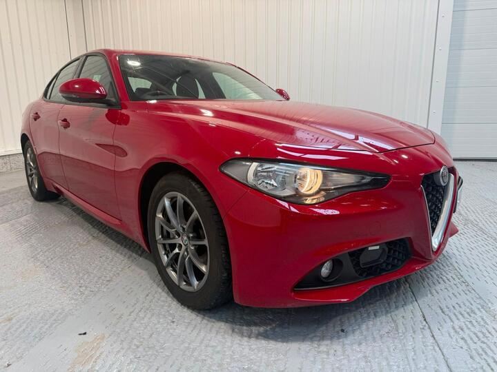 Alfa Romeo Giulia 2.0T Super Auto Euro 6 (s/s) 4dr