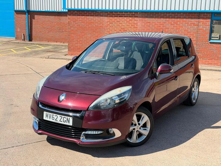 Renault Scenic 1.5 DCi Dynamique TomTom Euro 5 (s/s) 5dr