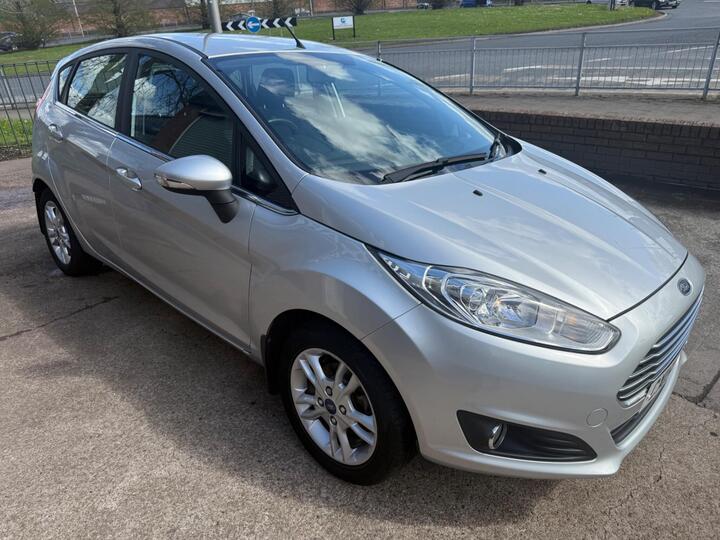 Ford Fiesta 1.0T EcoBoost Zetec Euro 5 (s/s) 5dr