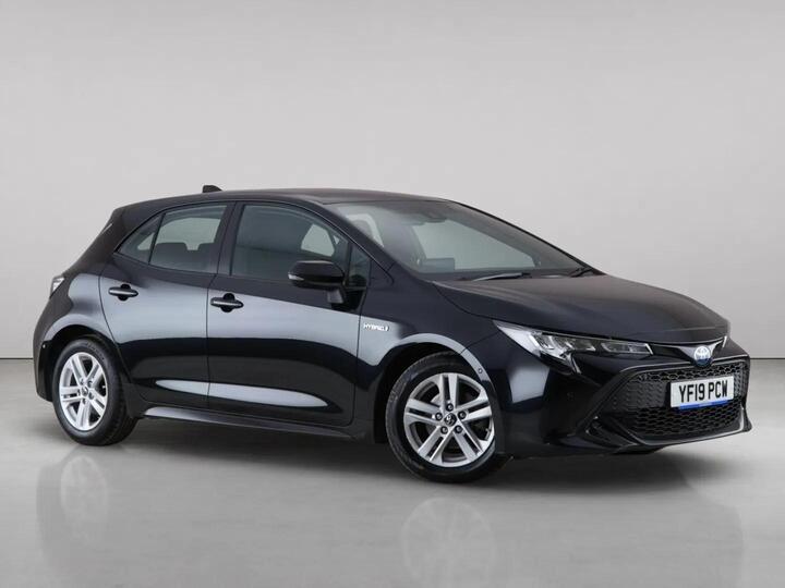 Toyota Corolla 1.8 VVT-h Icon Tech CVT Euro 6 (s/s) 5dr