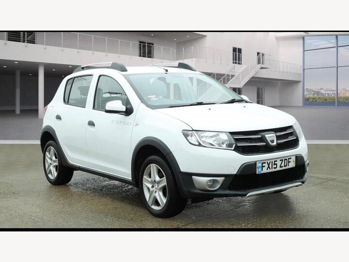 Dacia Sandero Stepway 0.9 TCe Laureate Euro 5 5dr