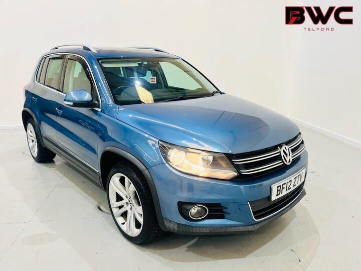 Volkswagen TIGUAN 2.0 TDI Sport 4WD Euro 5 5dr