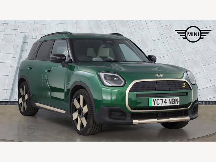 MINI Countryman SE 66.5kWh Exclusive Auto ALL4 5dr MINI Countryman SE 66.5kWh Exclusive Auto ALL4 5dr