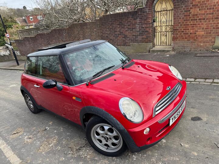 MINI Hatch 1.6 Cooper CVT Euro 4 3dr