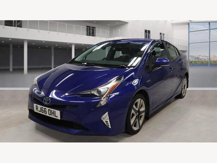 Toyota Prius 1.8 VVT-h Business Edition Plus CVT Euro 6 (s/s) 5dr (15in Alloy)