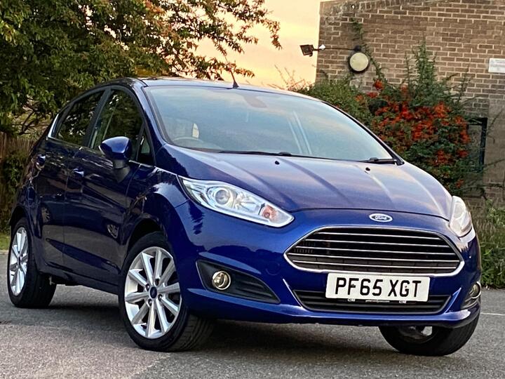 Ford Fiesta 1.0T EcoBoost Titanium Euro 6 (s/s) 5dr