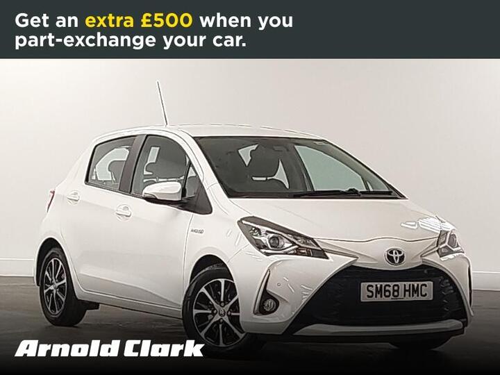 Toyota Yaris 1.5 VVT-h Icon Tech E-CVT Euro 6 (s/s) 5dr