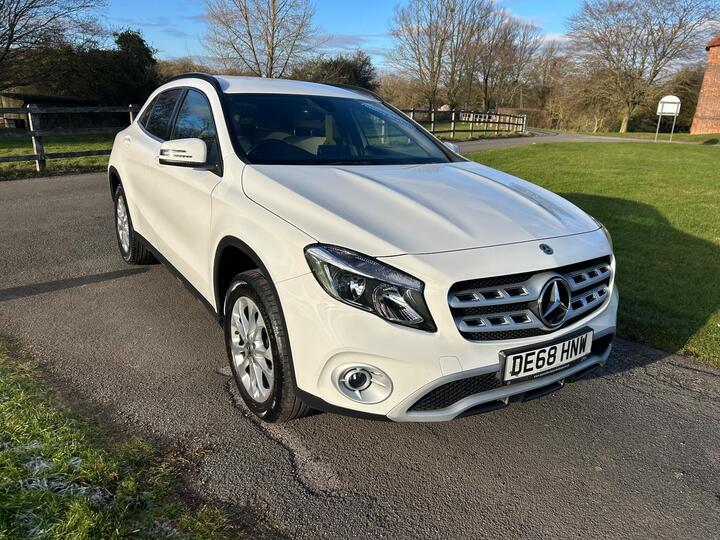 Mercedes-Benz GLA 1.6 GLA200 SE Euro 6 (s/s) 5dr
